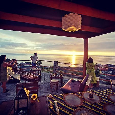 Bed and Breakfast Kaza Ladera Seladinha Экстерьер фото