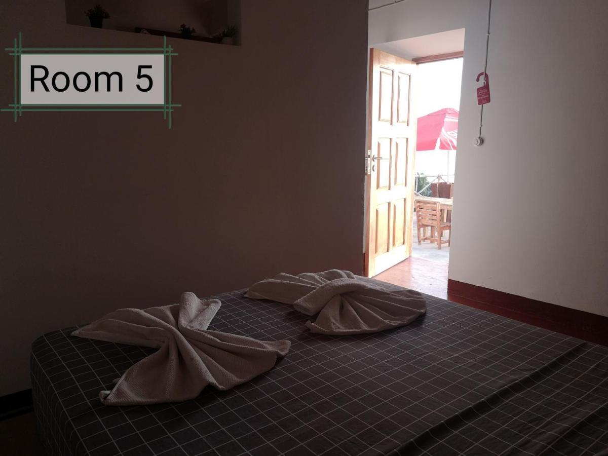 Bed and Breakfast Kaza Ladera Seladinha Экстерьер фото