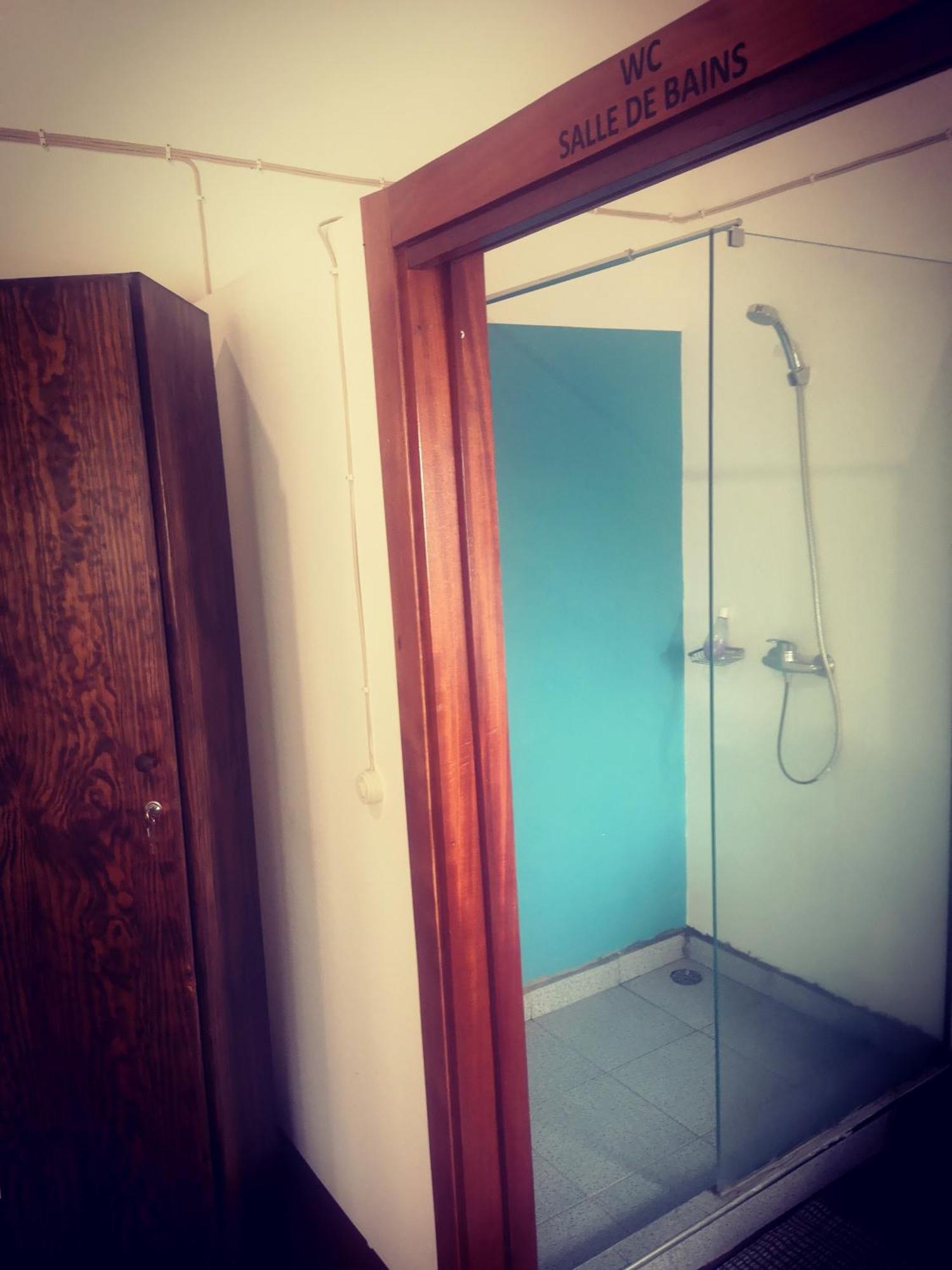 Bed and Breakfast Kaza Ladera Seladinha Экстерьер фото