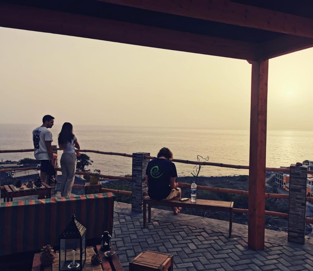 Bed and Breakfast Kaza Ladera Seladinha Экстерьер фото